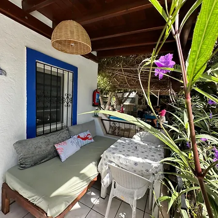 Paradise Apartahotel