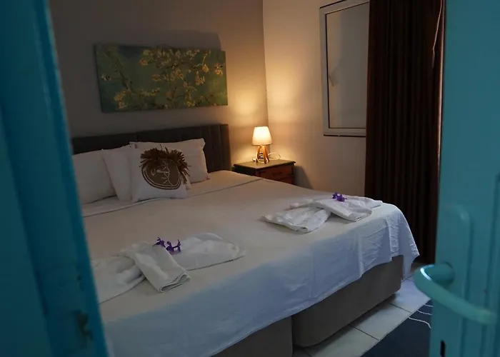 Ξενοδοχείο με διαμερίσματα Paradise 3*