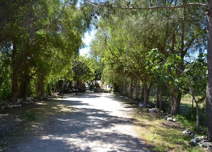 Ξενοδοχείο με διαμερίσματα Paradise